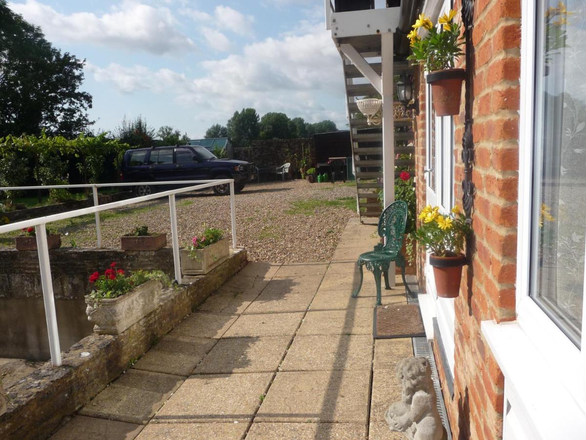 Salisbury Old Mill House Apartment Luaran gambar