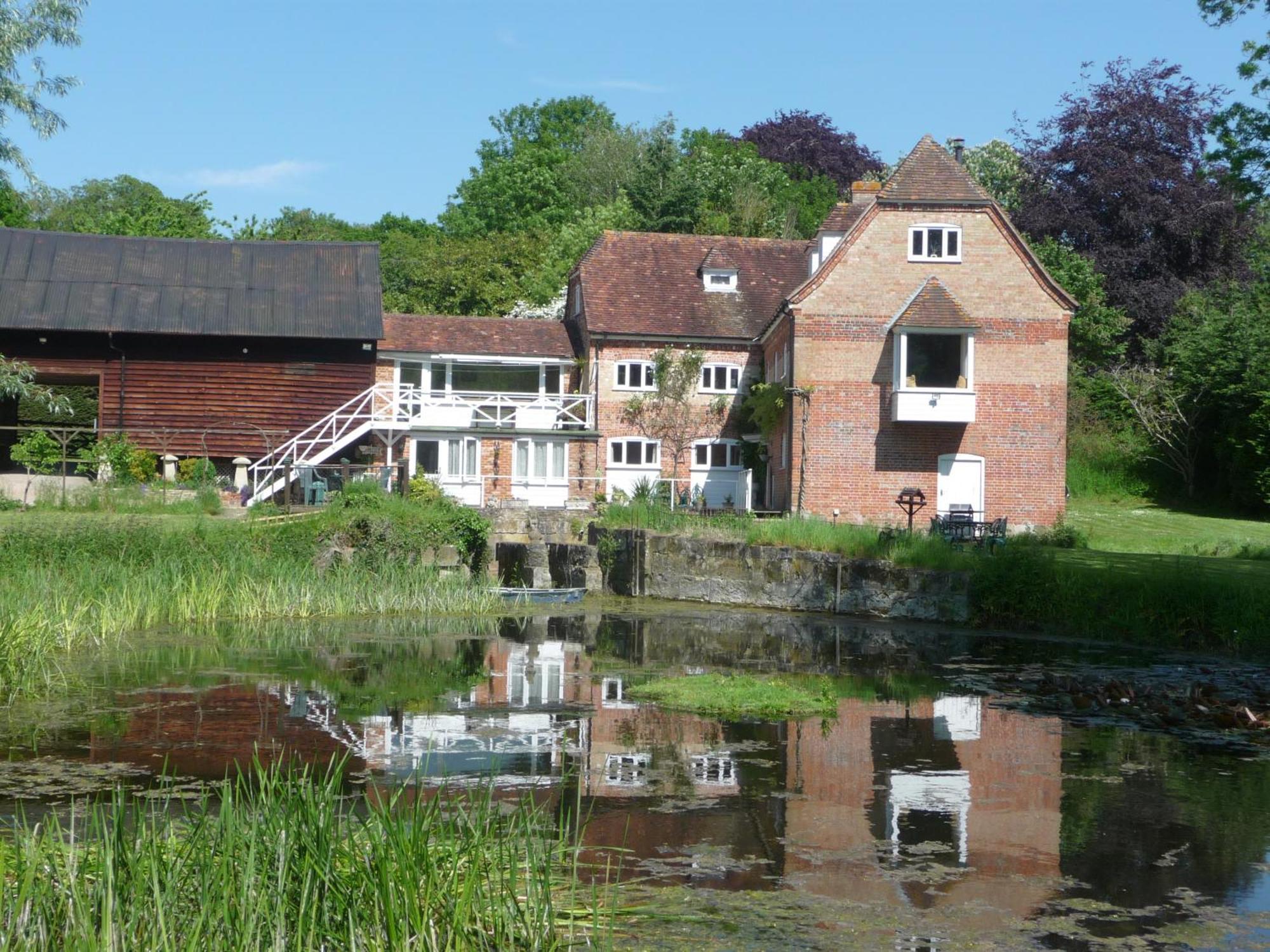 Salisbury Old Mill House Apartment Luaran gambar